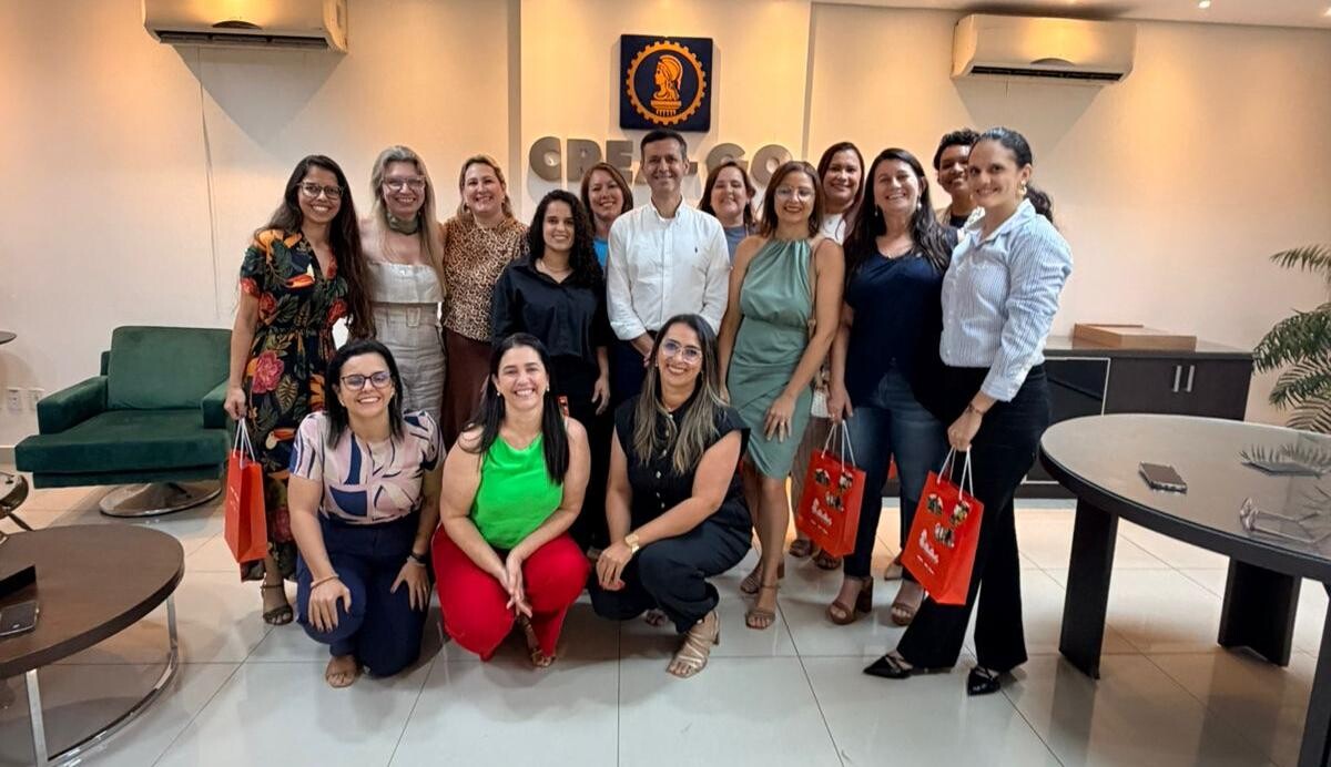 o-crea-go-realiza-na-sede-o-cafe-com-o-presidente-especial-mes-das-mulheres