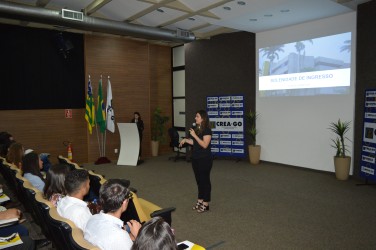 solenidade-de-ingresso-recebe-73-profissionais-para-entrega-de-carteiras