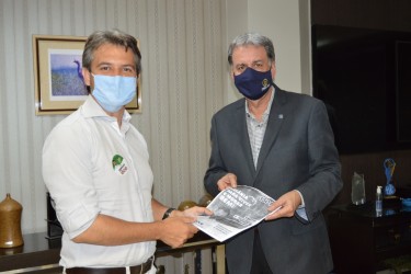 crea-go-recebe-candidato-a-vereador-henrique-alves