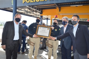 prf-recebe-certificado-do-crea-go