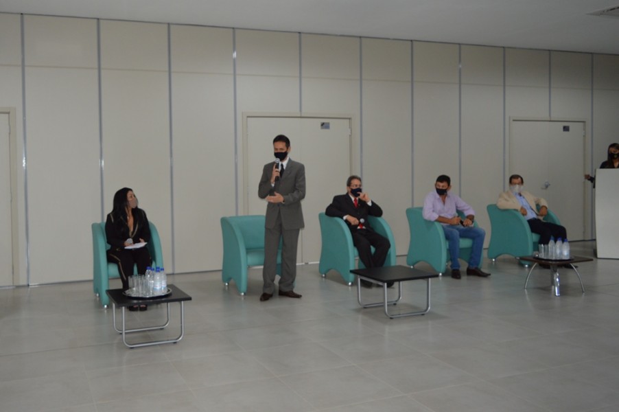 DEBATE RESOLUÇÃO BACEN 02.JPG