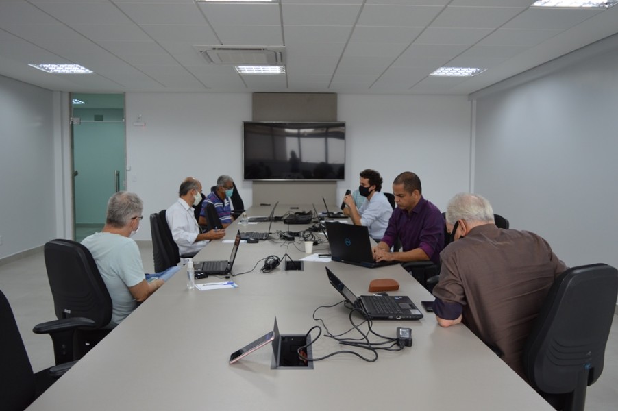 REUNIÃO DA CEEE.JPG