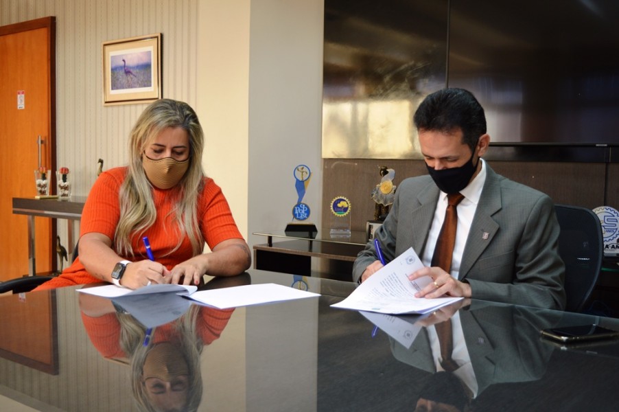 ASSINATURA DE ACORDO DE COOPERAÇÃO K DIGITAL 02.JPG