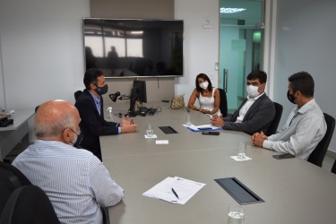 secretario-de-planejamento-urbano-e-habitacao-de-goiania-visita-crea-go