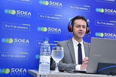 lamartine-moreira-modera-painel-na-soea-connect
