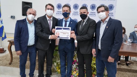 representantes-do-crea-sao-homenageados-com-o-certificado-engenheiro-dido-gonzaga-jaime