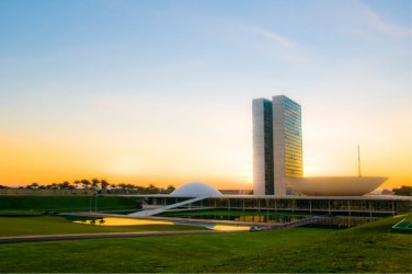 camara-dos-deputados-aprova-projeto-que-muda-regras-de-registro-de-agrotoxicos