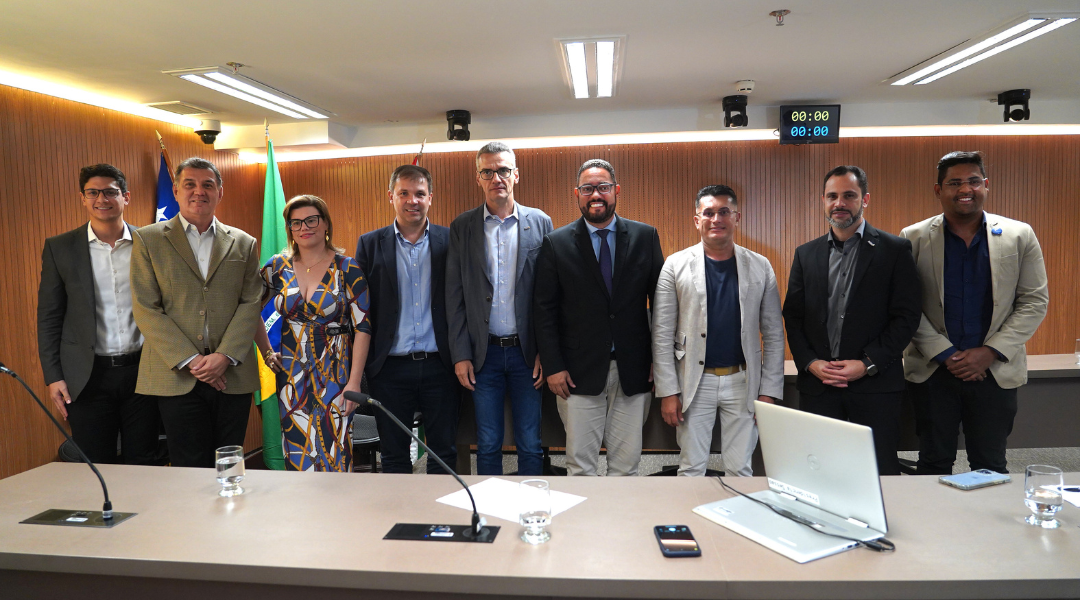 frente-parlamentar-do-empreendedorismo-e-das-cidades-inteligentes-e-instalada-na-assembleia-legislativa-de-goias