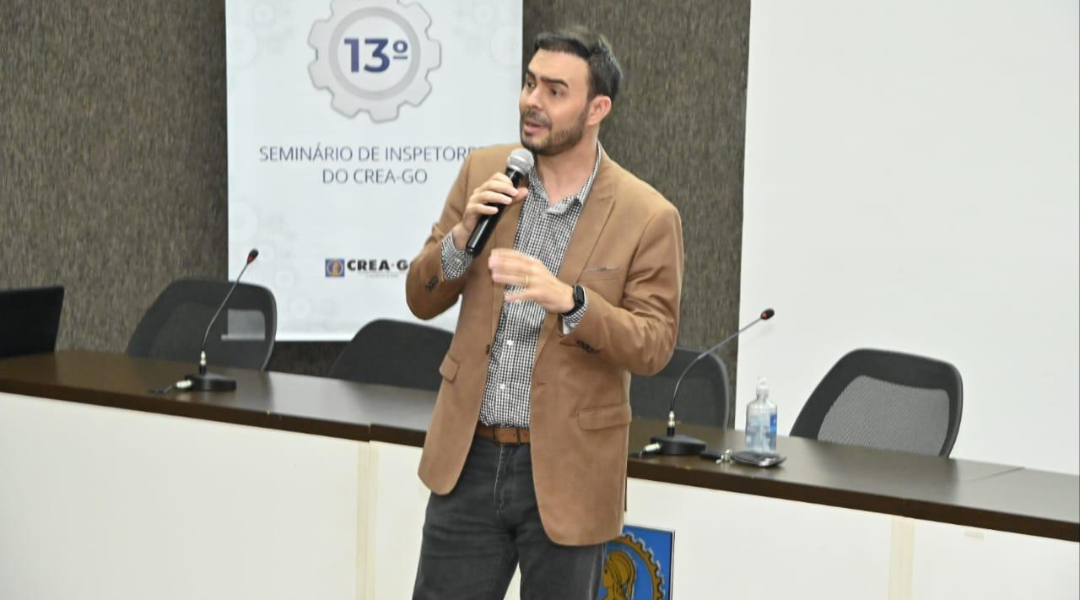 ai-dentro-a-casa-nao-pode-cair