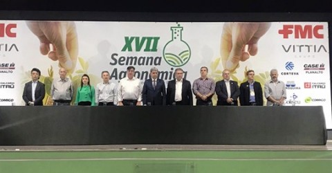 francisco-almeida-participa-da-abertura-da-xvii-semana-agronomica-da-unirv