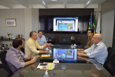 prefeito-de-vicentinopolis-busca-parceria-do-crea-go-2