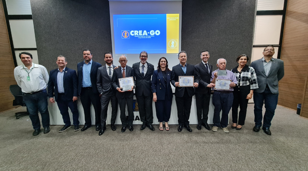 entrega-de-titulo-de-membro-honorifico-a-profissionais-ibape-go