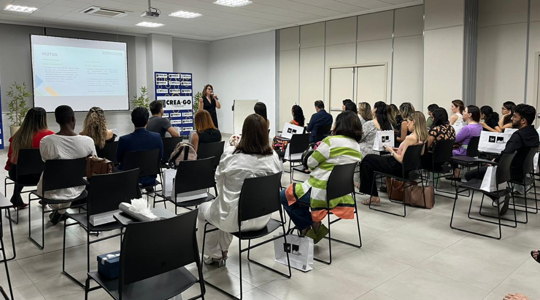 designers-de-interiores-celebram-o-dia-do-profissional-em-encontro-no-crea-go
