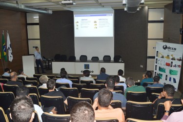 gerenciamento-remoto-para-maquinas-pesadas-e-abordado-em-palestra-no-crea-go