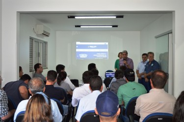 francisco-almeida-se-reune-com-agronomos-de-jatai