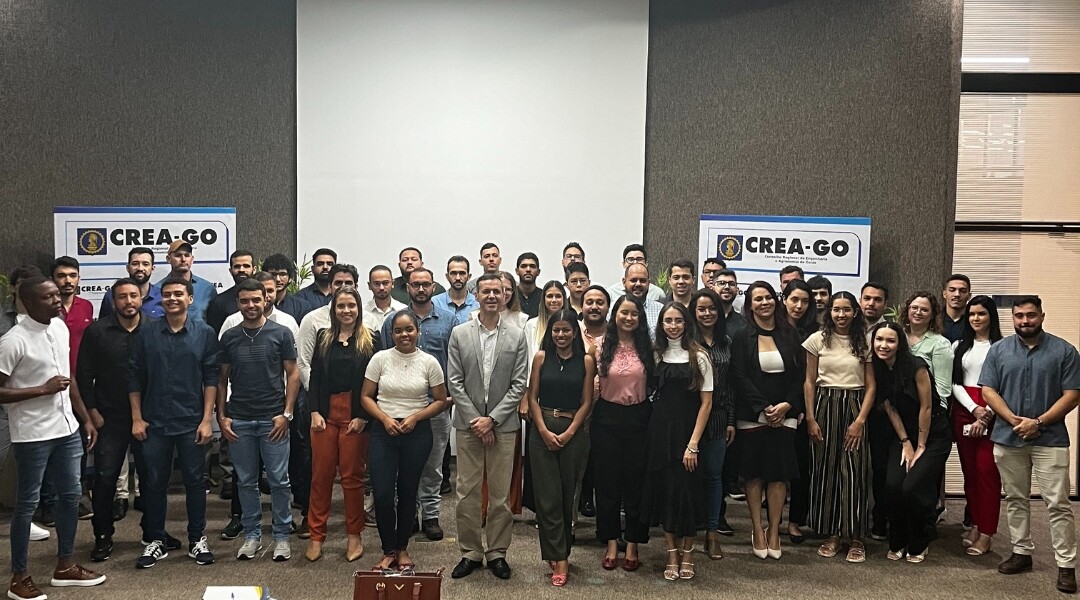 crea-go-entrega-registro-a-45-novos-profissionais