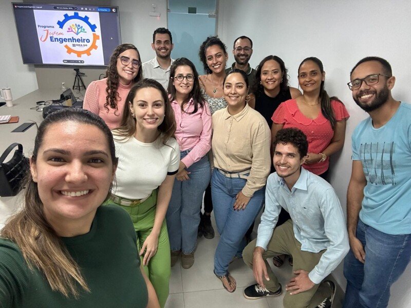 programa-jovem-engenheiro-ja-soma-4-mil-profissionais-nos-grupos-da-solenidade-de-ingresso